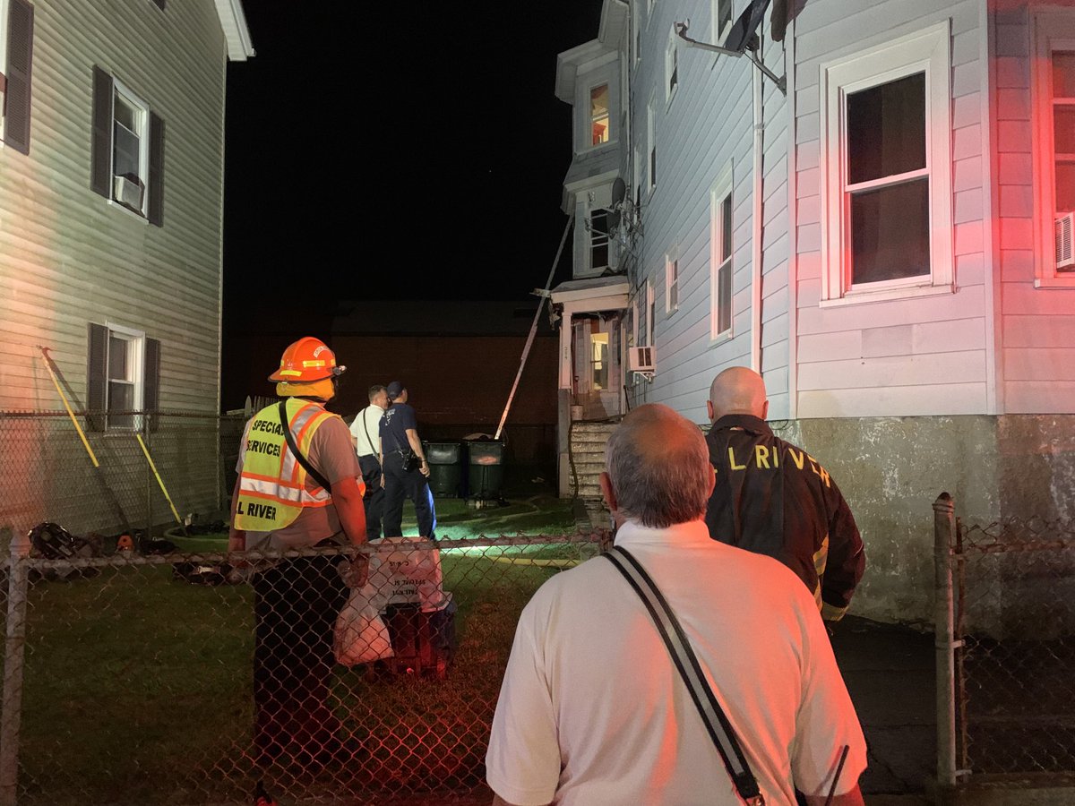 kple5's tweet image. Firefighters responded to a smoldering fire last night in Fall River. ⁦@ctfirephoto⁩ ⁦@IAFF1314⁩
