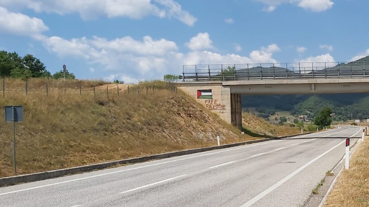 Stephanie tweet media