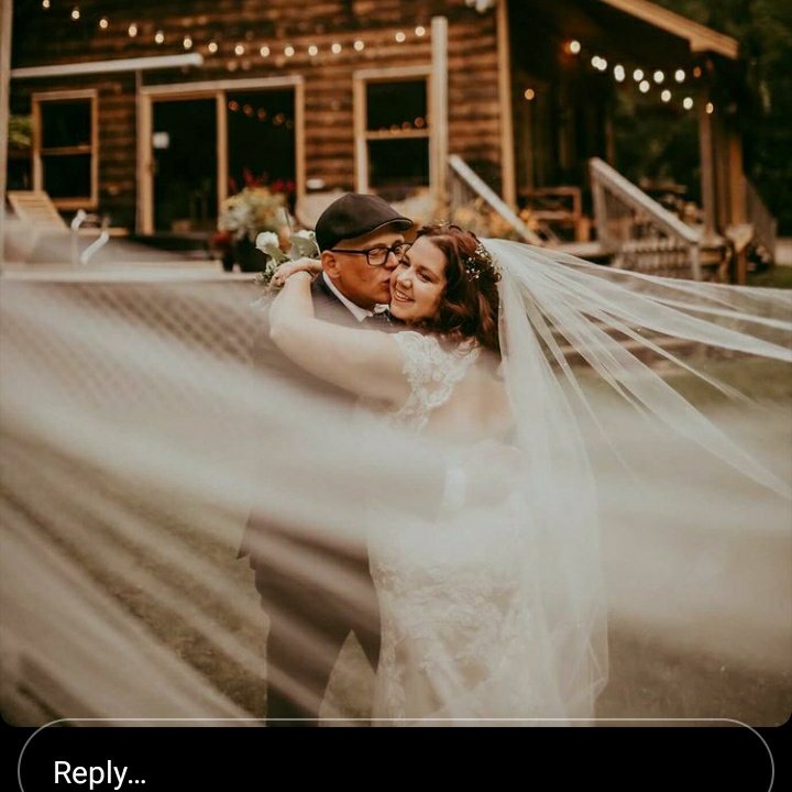 TeachesMrso's tweet photo. #NewProfilePic #WeGotMarried #elopement #romantic #justthetwoofus #wifey #hubs #july292021 @sharliefaye https://t.co/WbpkINJhiK