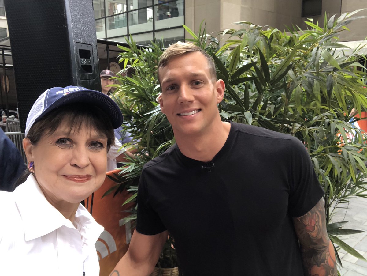JeannieBlaylock's tweet photo. Just got to interview Caeleb Dressel on the Today Show set! He told the great story about how he proposed to his wife…and more about his 5 golds! https://t.co/Ndg83fp2m5