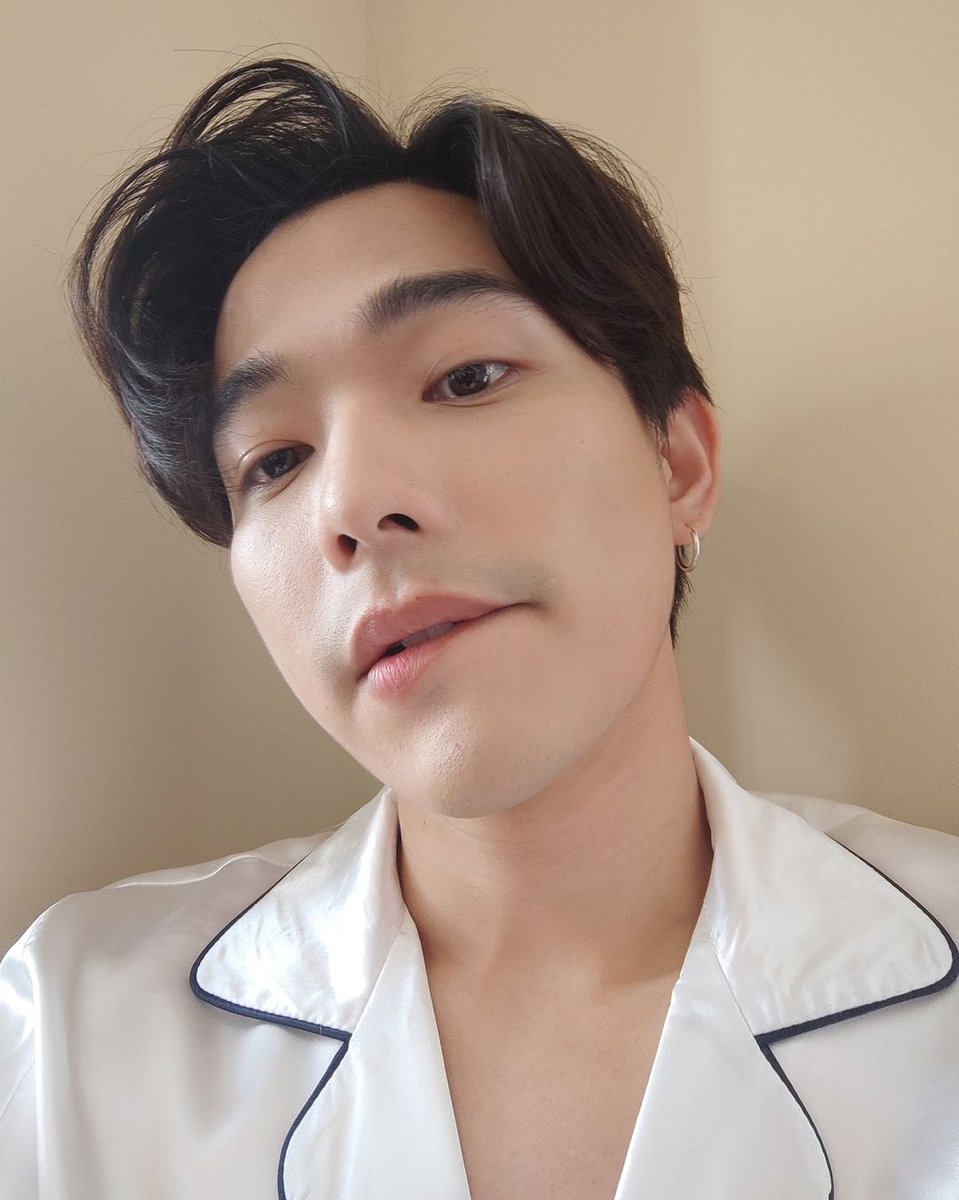 ไม่น่ารักตรงไหน​ เอาปากกา​มาวง​ 😁😘✨

IG : <a href="/lee_thanat/">Lee_Thanat</a> [Update]
🖇️: instagram.com/p/CSHHGREFAhd/…

03.08.2021

#Lee_Thanat
#ลีฐานัฐพ์
#หนูมาลี