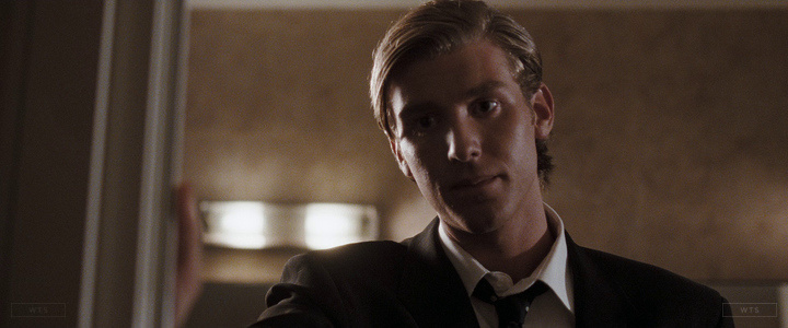 Jon Foster is now 37 years old, happy birthday! Do you know this movie? 5 min to answer! 