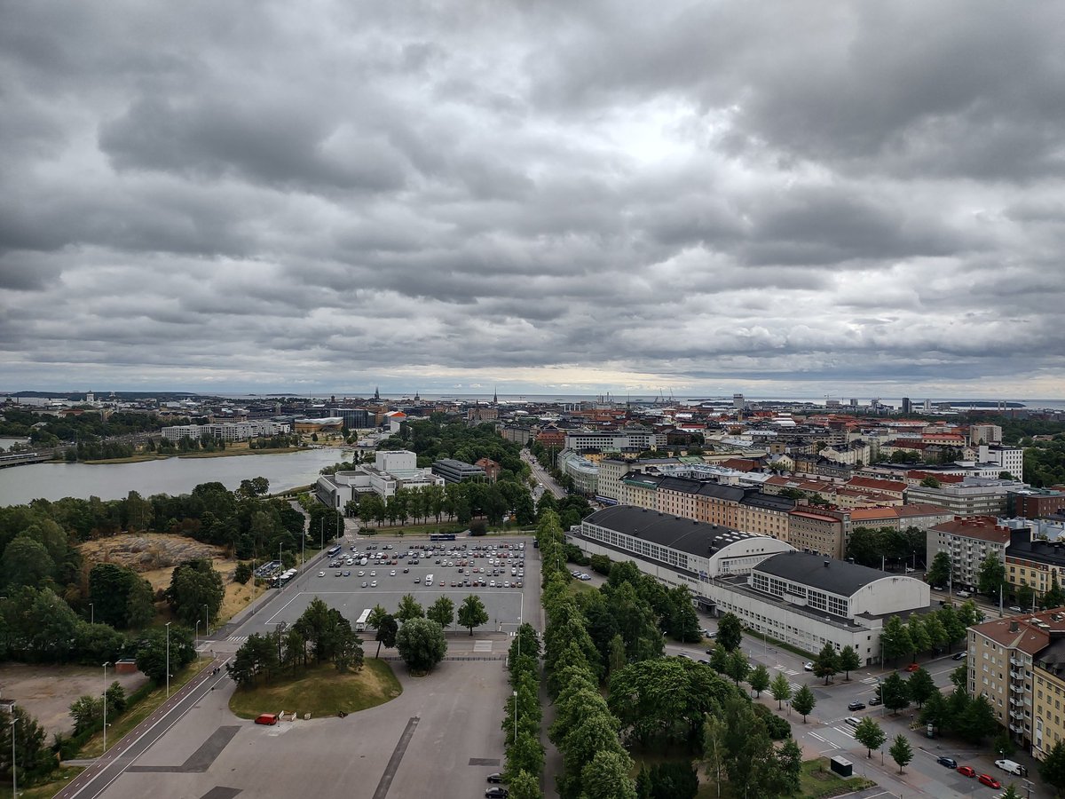 View from the #Helsinki Olympic Stadium tower. #touristinmyowncity https://t.co/jBDyK1CSRE