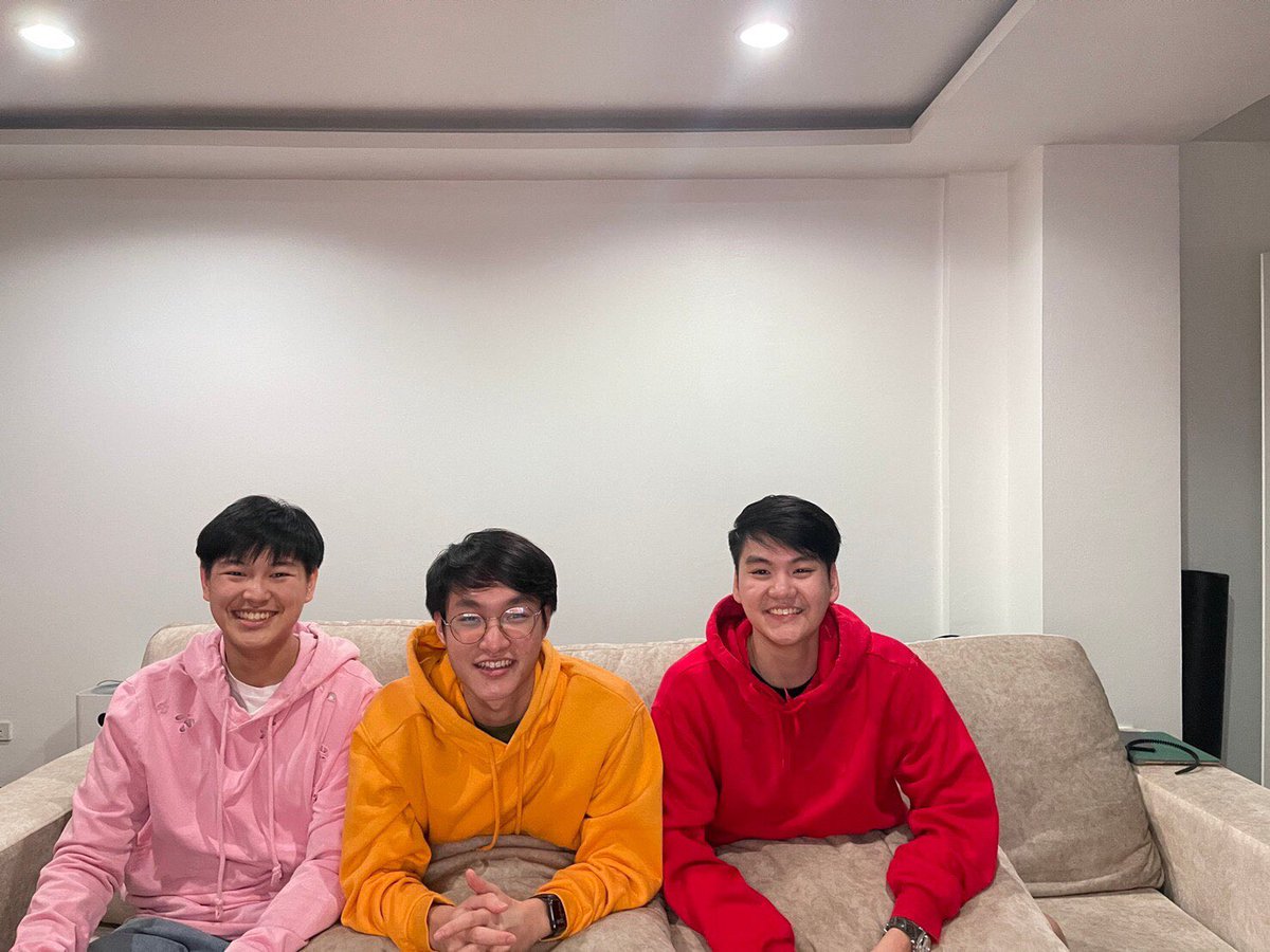 Petchzt_Memo's tweet photo. TW // Ghost Photo

ดู The Bromance 2 ตอนล่าสุดกันยังเอ่ย? เป็นไงบ้าง? ชอบกันมั้ย? ใครอยากติชมอะไรบอกได้เลยน้าแล้วก็ขอบคุณทุกคนมากๆเลยที่คอยติดตาม The Bromance แล้วเจอกันในทุกๆอาทิตย์เลยนะ ไม่เหงาแน่นอนค้าบ! 💖

#Petchzt
#Petchzt_memo
#TheBromance
#TheBromanceTH
#BromanceTalk https://t.co/7ouJTnxxbG