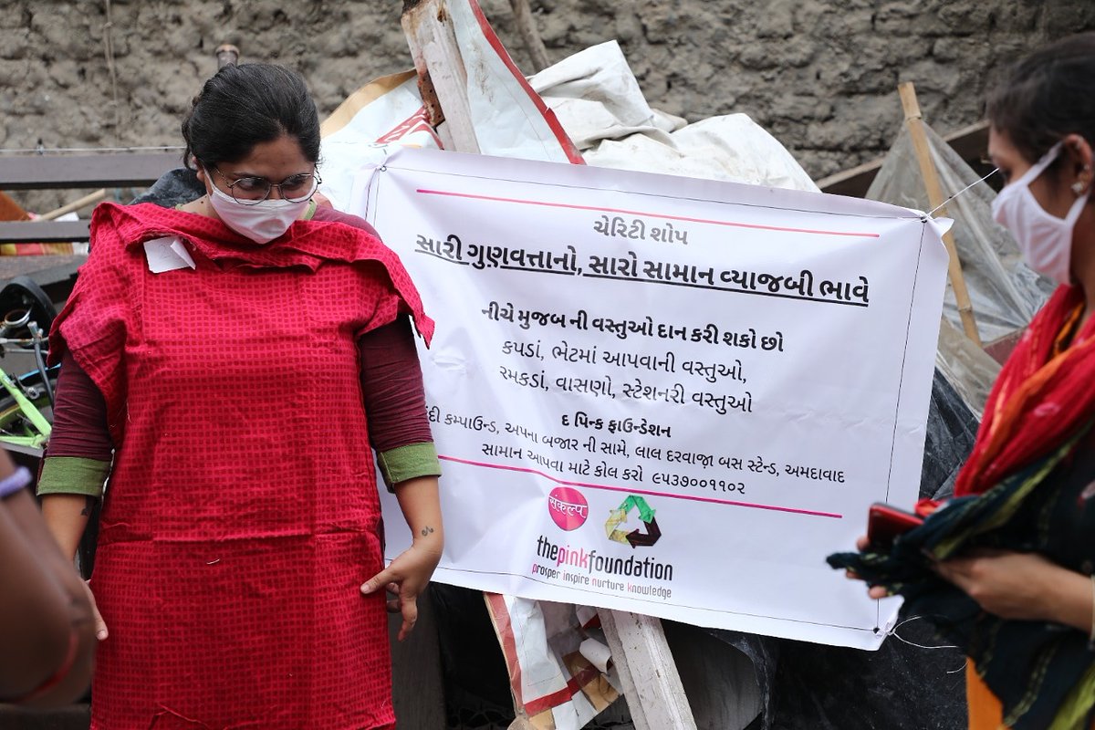 harmeetkdawar's tweet photo. Current part-time job: Selling clothes in @thepinkfndn #CharityShop initiative 😁
Donate clothes (all sorts), utensils, toys, & other utility items. We will clean, wash, repair, & pack every item ready to be used again!
#garagesale
#ahmedabad
#thepinkfoundation
#getpinked https://t.co/Tu8OmfmcpA