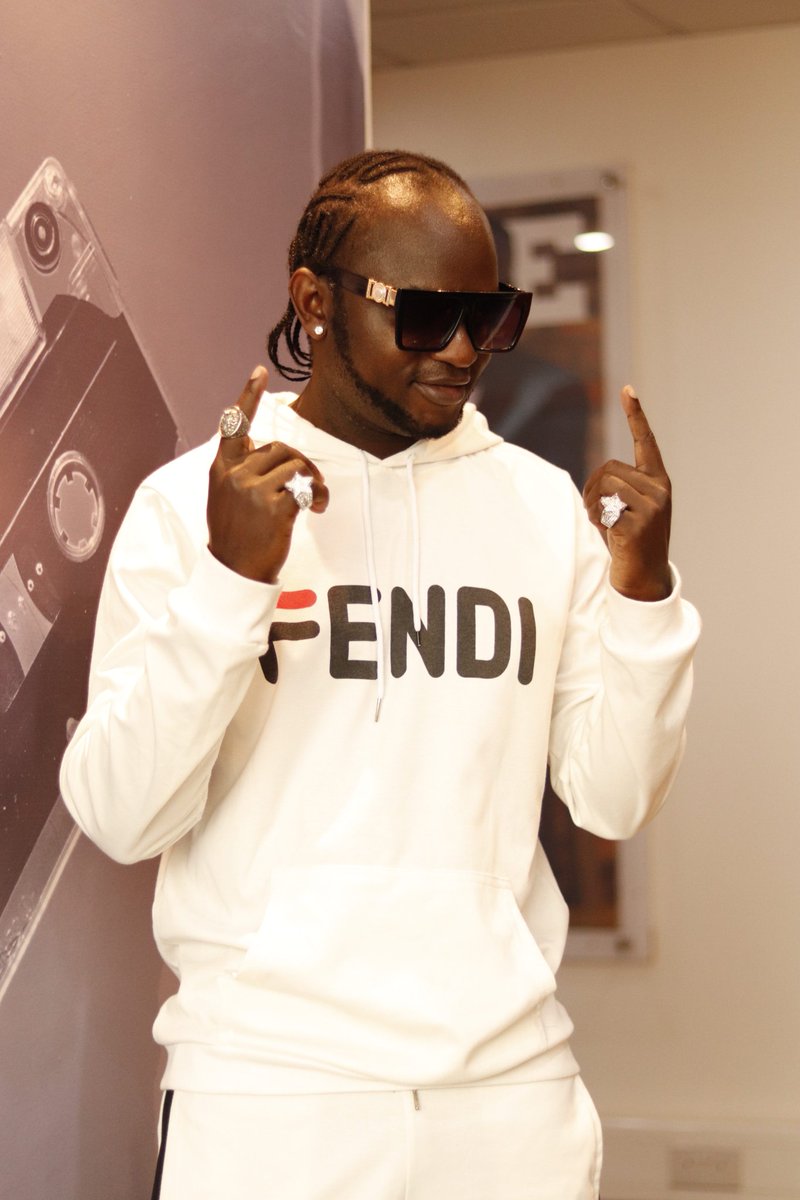 HELLO GOD, THANK YOU FOR:

A YEAR OLDER
A YEAR STRONGER 
A YEAR WISER AND MOST IMPORTANTLY
A YEAR HEALTHIER.

HAPPY BIRTHDAY SON👇🏿👇🏿
HAPPY BIRTHDAY DAD
HAPPY BIRTHDAY STAR
HAPPY BIRTHDAY HUSTLER
HAPPY BIRTHDAY FRIEND
HAPPY BIRTHDAY THE ONE AND ONLY THE LYRICAL DEEJAY