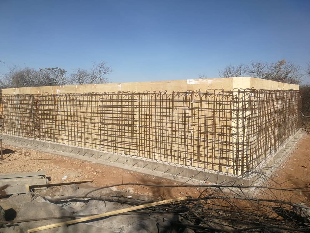 date_africa's tweet photo. 🇿🇼Zimbabwe : Zimbabwe National Water Authority
Creating a drought proof and water secure Zimbabwe is a task we hold closest to our hearts.  Sights from the ongoing construction work at Tuli-Manyange Dam in Gwanda. 

#utdazimbabwe #utdainfo #utdazimbabwe_vision2030 #utdawater https://t.co/wTwSFQNlaP