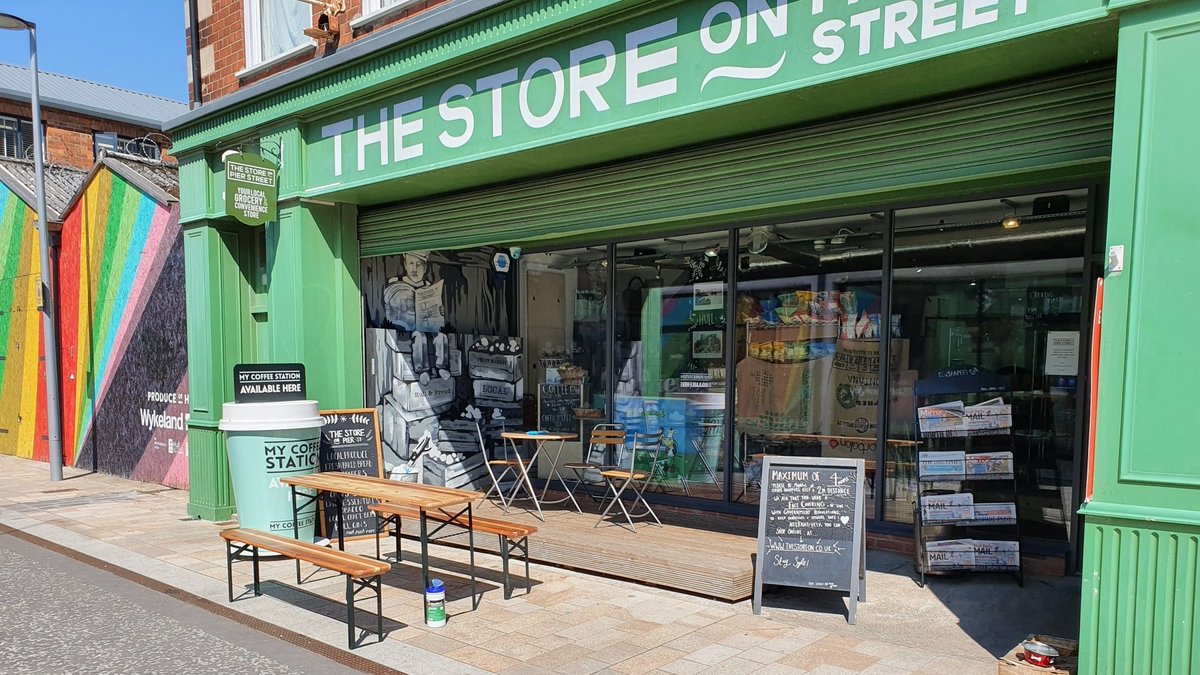 FruitMarketHull's tweet image. We'd like to wish @TheStoreOn a Happy 3rd Birthday! 

This independent grocery and convenience store stocks locally-sourced fruit and veg, meat, fish, cheeses, craft beers, wines and spirits, and organic and vegan produce. You can get your dry cleaning done too!

Open 7 days.