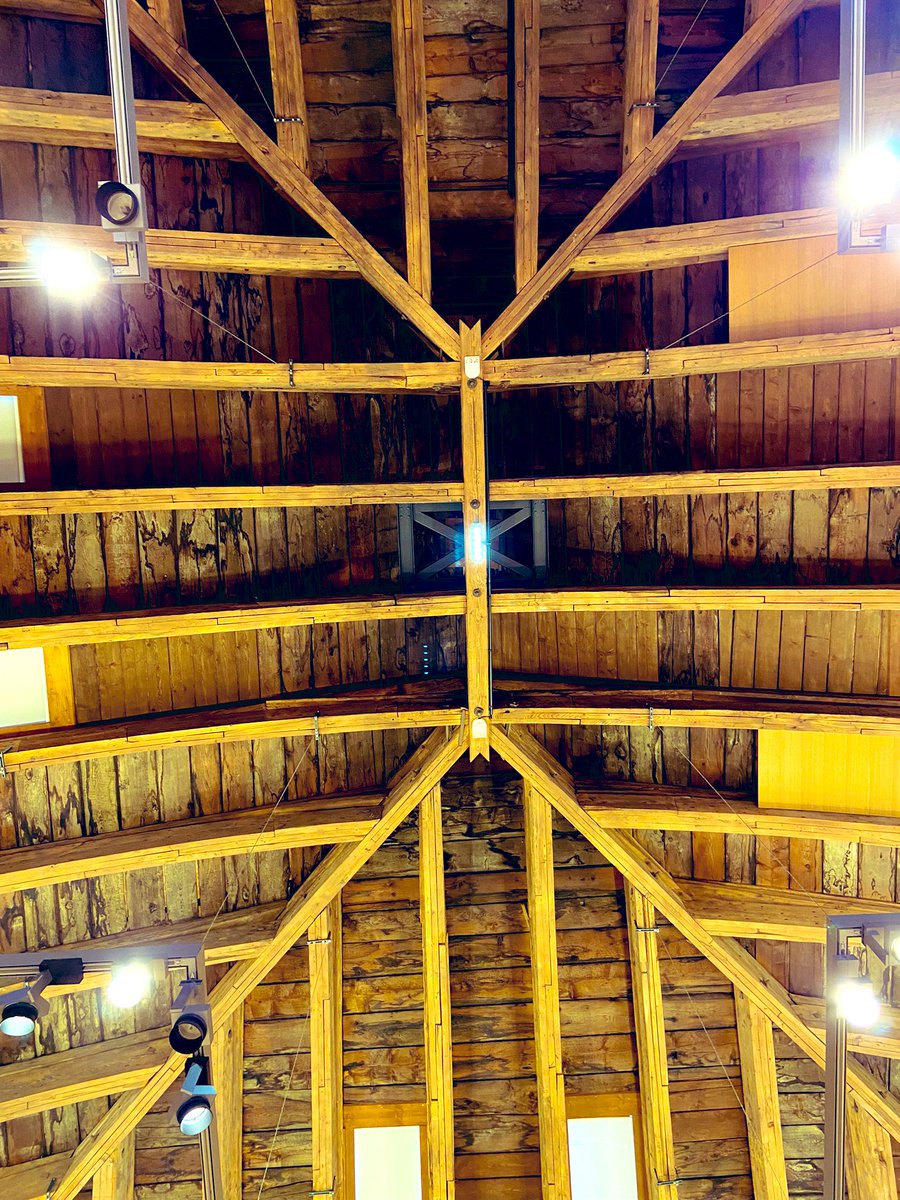 AradBenkoe's tweet photo. Looks a bit like Baltic pattern but this is a view of the wood construction of the cupola hall of @tuvienna
Pretty cool! #Viennaviews https://t.co/SCloqzM6It