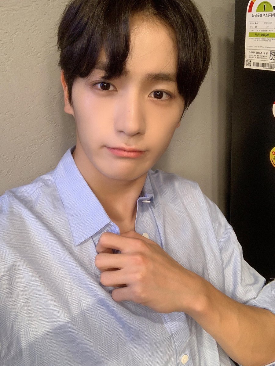 #현재 셀카 오늘이야 ㅋㅋ