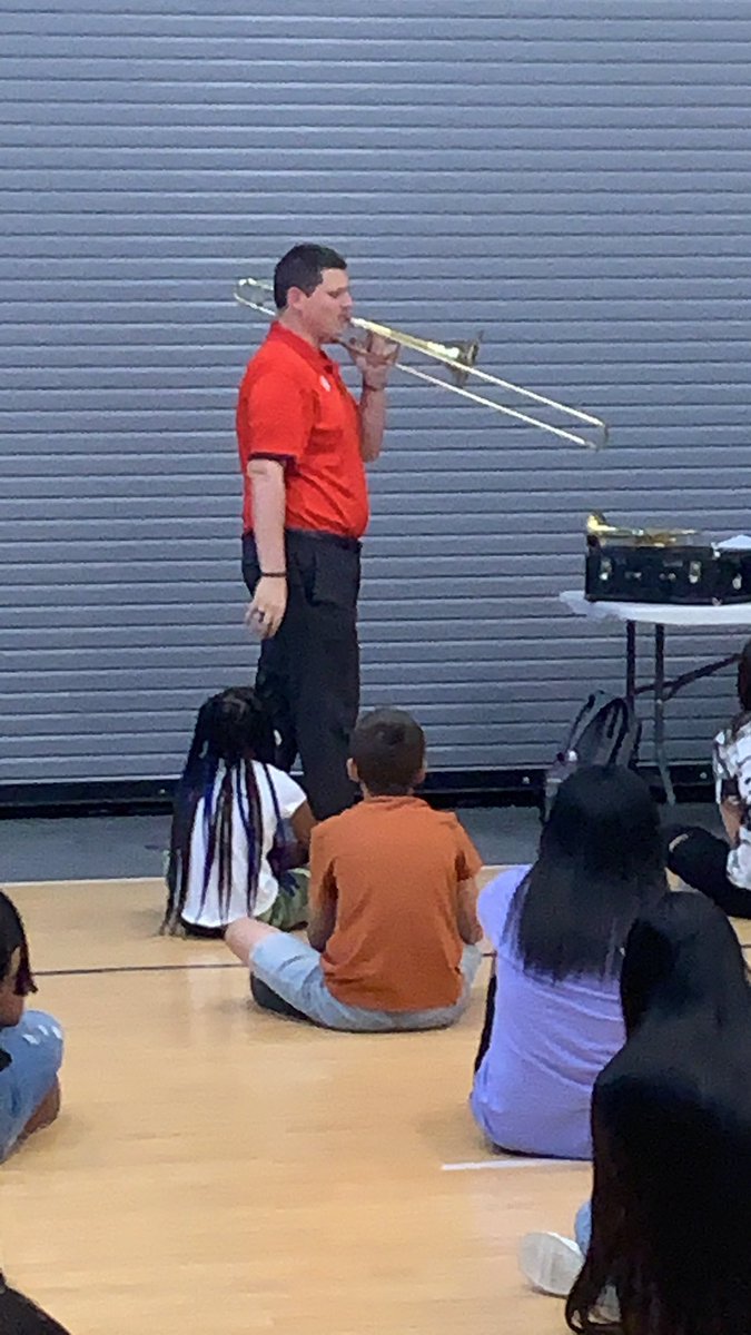 REACH Network (@_reach_network_) on Twitter photo <a href="/GoddardJH/">Goddard Junior High, REACH Network/Midland ISD</a> Mr. Cheney demonstrating instrument choices for Bunche elementary 6th graders! <a href="/GoddardJH/">Goddard Junior High, REACH Network/Midland ISD</a> Mr. Cheney demonstrating instrument choices for Bunche elementary 6th graders!