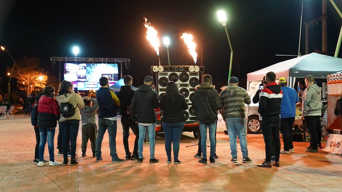 adolfosafran's tweet image. Recorrimos junto a la Intendente @eugeniasafran y #AldoMuñoz, el evento solidario apostoleño #AudioCar, q se llevó adelante en el Espacio Joven y convocó a toda la familia misionera, bajo la modalidad alcohol cero y cumpliendo con los protocolos vigentes 👉facebook.com/20589027027053…