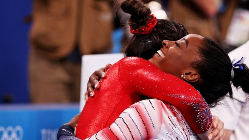 Simone Biles wins Tokyo Olympics beam bronze on emotional return