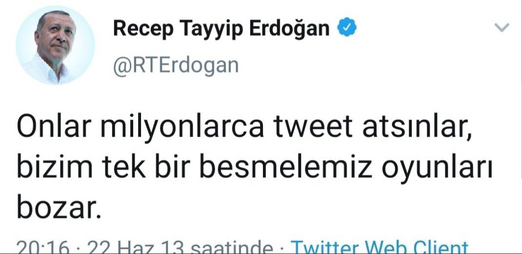 XMUFTUSU's tweet photo. BİSMİLLAHİRRAHMANİRRAHİM☝️✅

Yoruma herkes yazabilir mi? 🤔

#BüyükOyunSahnede #SeninleyizREİS 🇹🇷 https://t.co/ZdADJB54uE