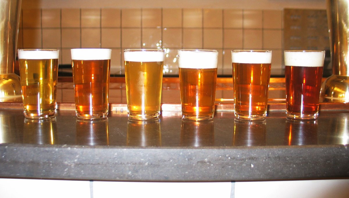 De brouwerij is gelukkig weer open voor bezoek!

Je kan elk weekend terecht voor een self-tour door de brouwerij inclusief bierproeverij.  

Voor groepen bieden we groepsrondleidingen met proeverij aan. 

Kijk voor meer info of reserveren op onze website: brouwerijdehemel.nl/index.php/bezo…