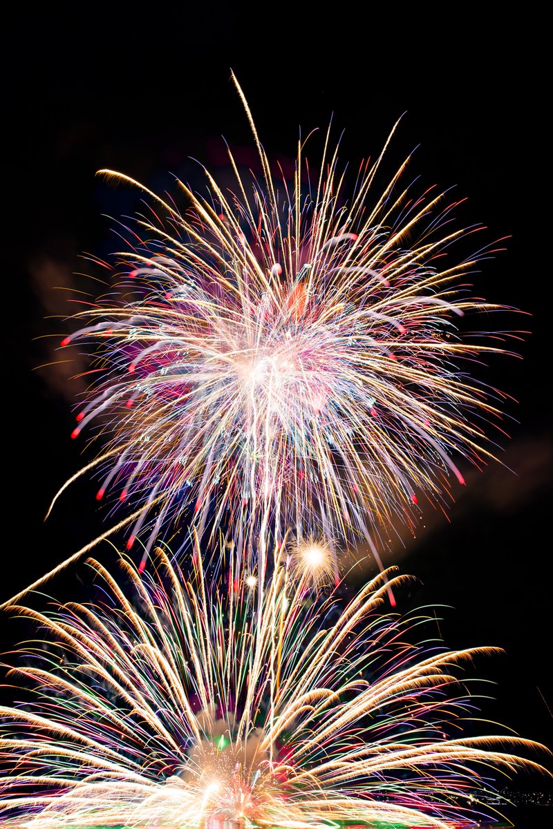 2021.8.1 諏訪湖祭湖上花火 Two Weeks

水上スターマインを見ることができて、本当に『感謝』でしかありません。

#諏訪湖
#花火
#諏訪湖サマーナイト花火
#諏訪湖祭湖上花火
#諏訪湖祭湖上花火TwoWeeks