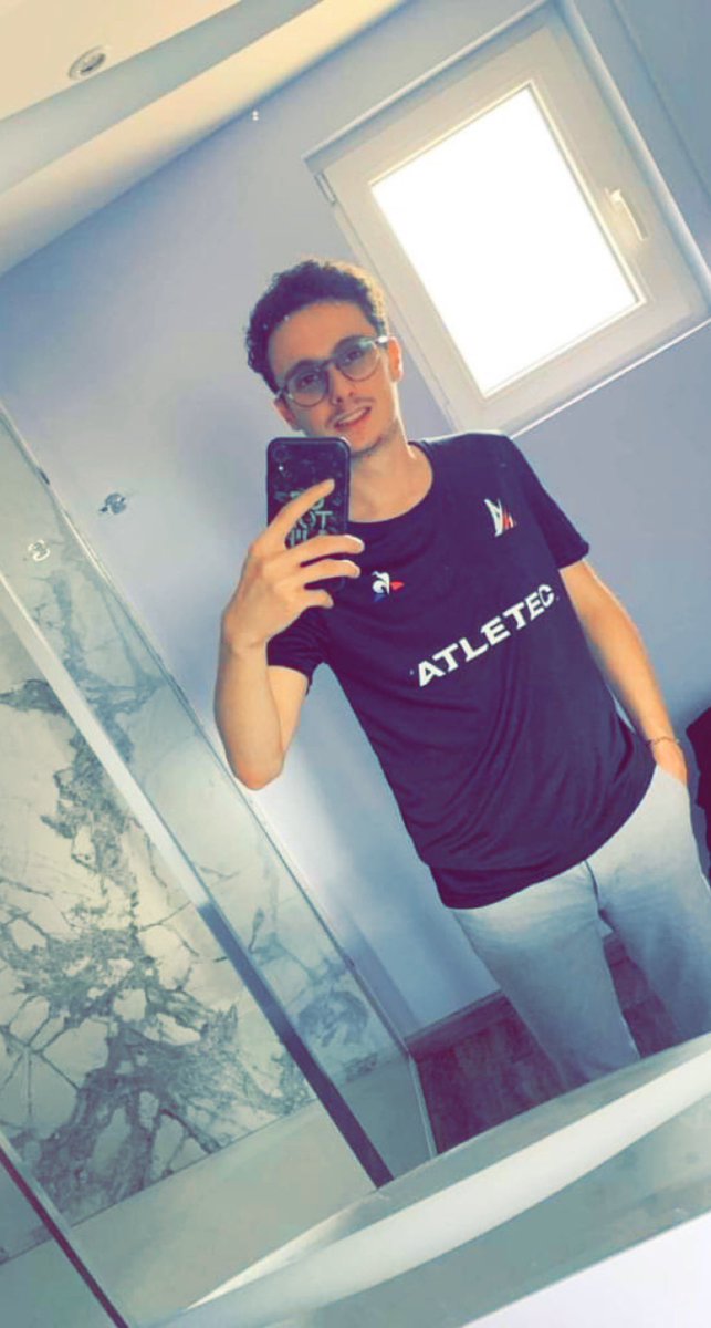 Après 2 mois passés chez <a href="/Atletec/">Atletec</a> dans le cadre de mon stage, je tenais à vous remercier pour votre expérience que vous m’avez apportée. 

PS : Super le maillot à l’effigie de la structure ! 😍