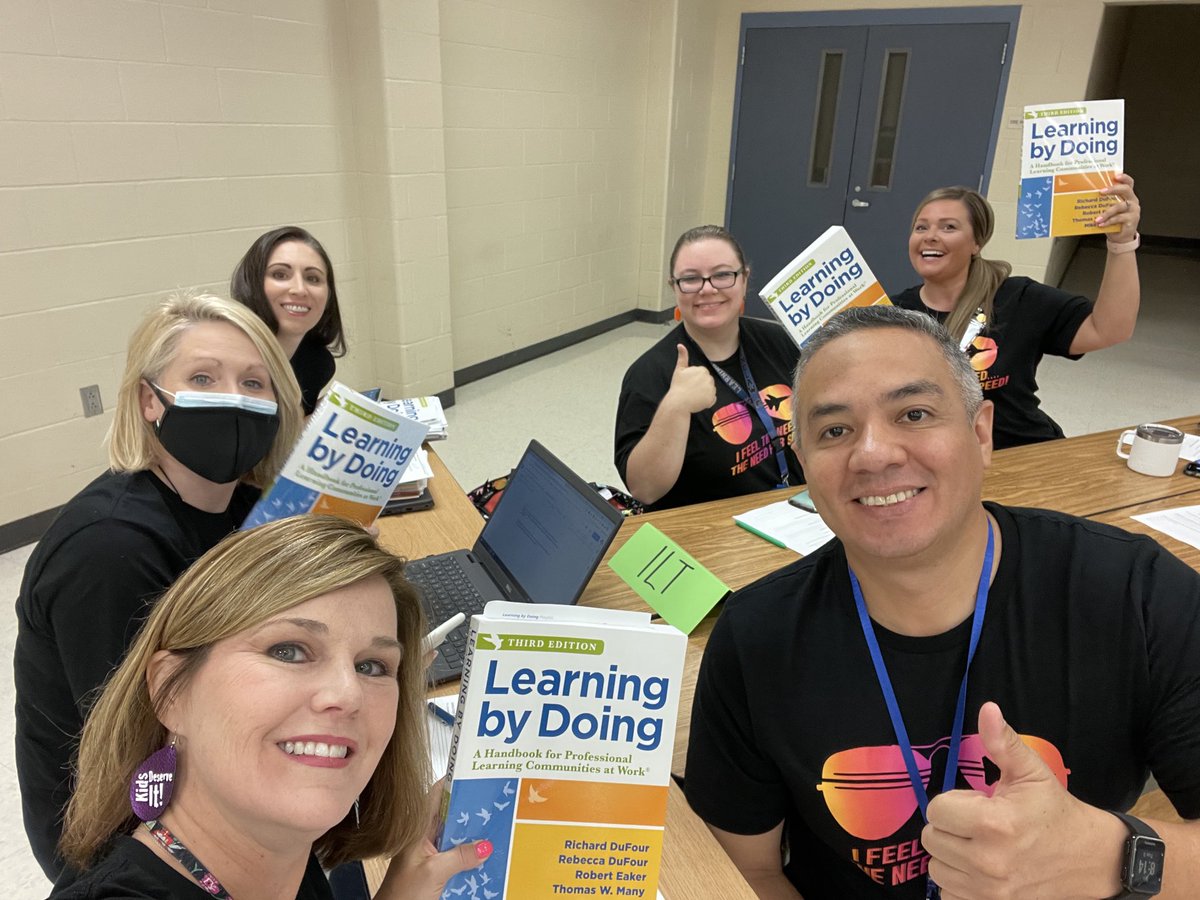 Ready for today! Excited for a great year! ⁦<a href="/SolutionTree/">Solution Tree</a>⁩ Thx Barbara #VREWranglers