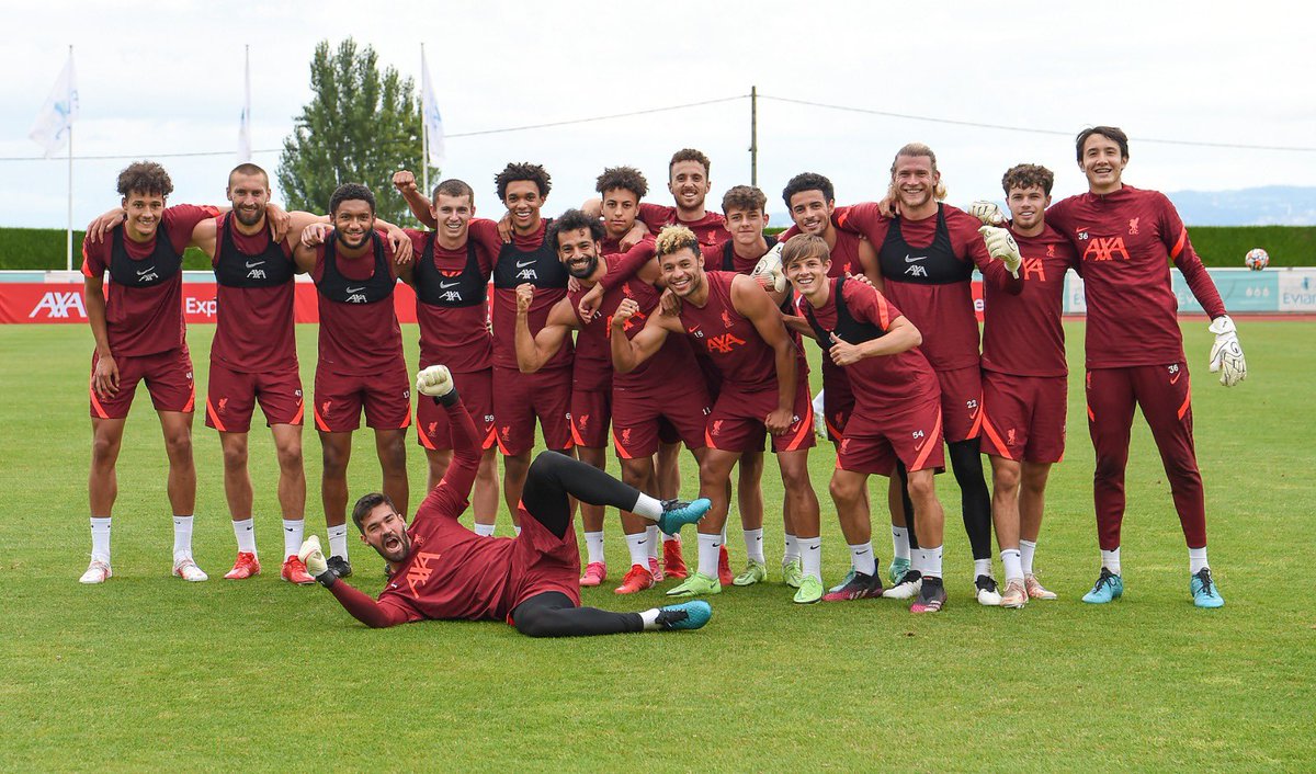 TrentAA's tweet photo. Winning team 💪🏾🥇 https://t.co/I7TBu2HNTr