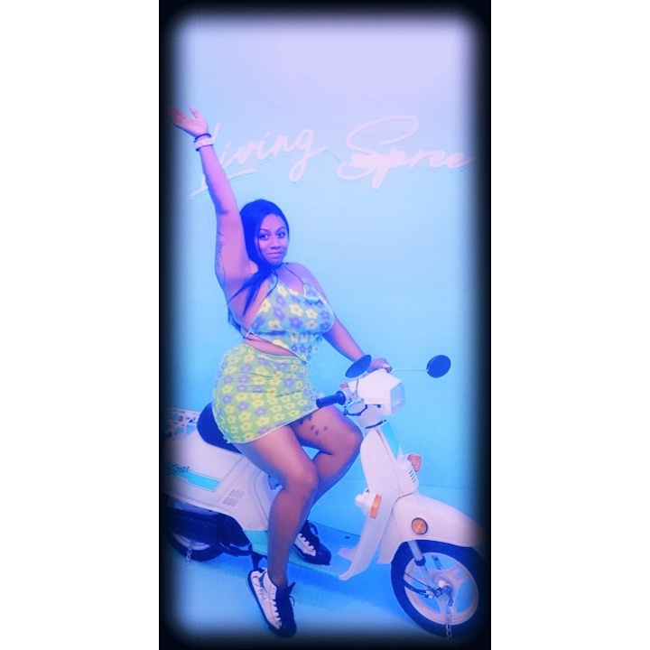 LAYLANI LOVE’s pics and videos