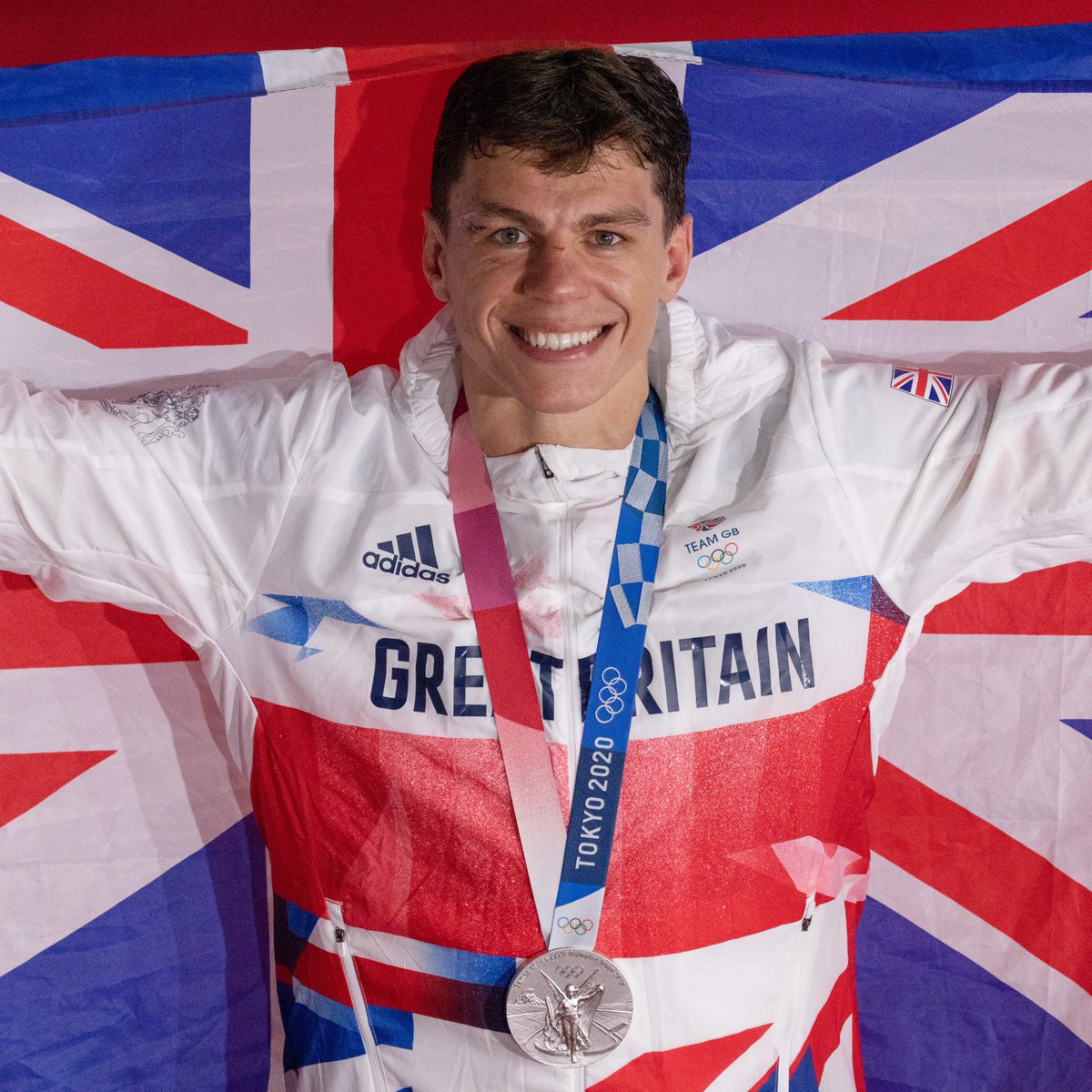 gbboxing's tweet photo. Introducing, @TeamGB's second #Tokyo2020 boxing medallist, @PatMcCormack14 🥈💥

“I’m proud to be part of the team. We’ve broke all records from the last squads, with more medals. 

"We’ll go down as one of the best GB teams ever.”🇬🇧

#TeamGB | #TeamGBBoxing | #MakeAmazingHappen https://t.co/NGhhEp9CBj