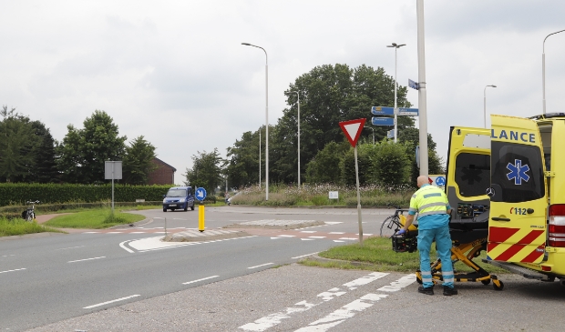 Wielrenner gewond door aanrijding in Oeffelt