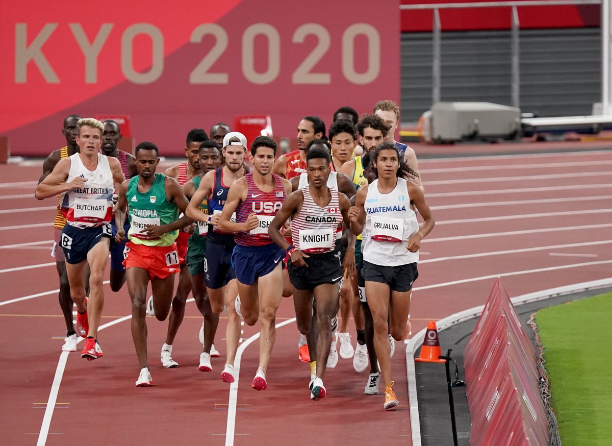 COGuatemalteco's tweet photo. #RetoTokyo Luis Grijalva clasificó a la final de los 5,000 metros en sus primeros Juegos Olímpicos. En Tokyo, el atleta cumple uno de sus más grandes sueños. 🇬🇹💙😀

La jornada
✍🏽📸➡️ https://t.co/u1pG33Hesj

#PasiónPorGuatemala #NuestraMetaLosValores https://t.co/wkvNMft4Cd