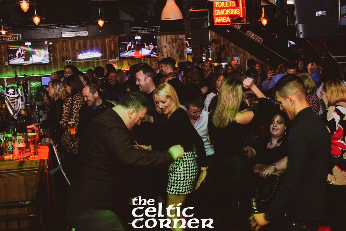 celticcorner_'s tweet photo. Grab yourself one of our loyalty cards for pints starting at £2.50 and cocktail jugs for £10!!!! 

Don't forget Karaoke's back tomorrow night for another fun-filled Thursday! 🎤 https://t.co/wqtHKQVCE1