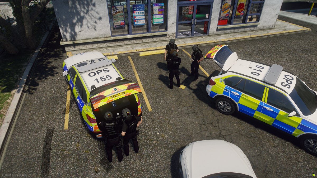 MidlandsRP_V's tweet photo. It’s been a busy few days for @MRP_FOU officers have been revalidating their AFO Permit and testing new training scenarios!

Want to know more? Message us or join our discord!

https://t.co/BVRtS8Rjrl https://t.co/Ks8OA4tSI2
