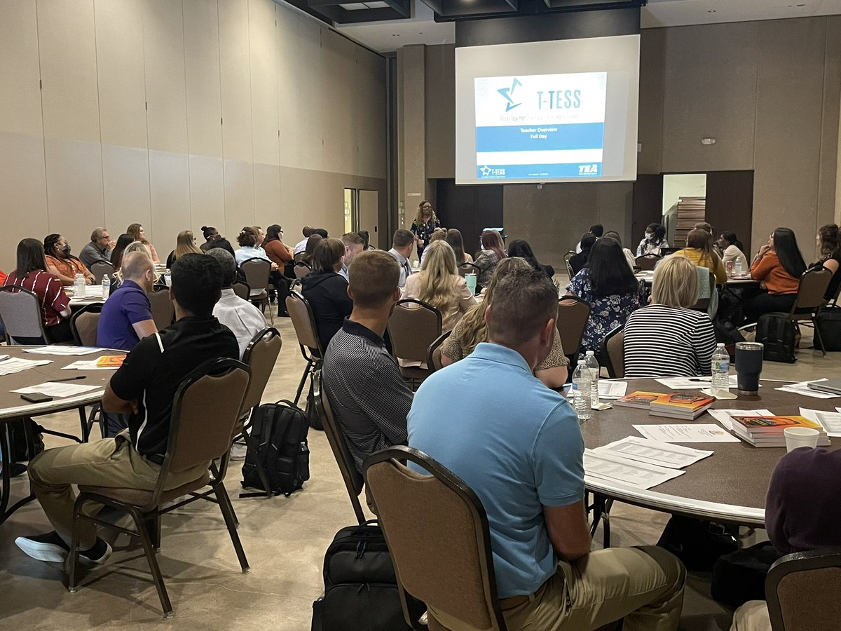 It’s a great day to be a Lufkin Panther!  A huge shout out to our new teachers…we’re so glad you’re here. It’s going to be an awesome year!  #LPRise #WeAreLufkin #WeLeadTX