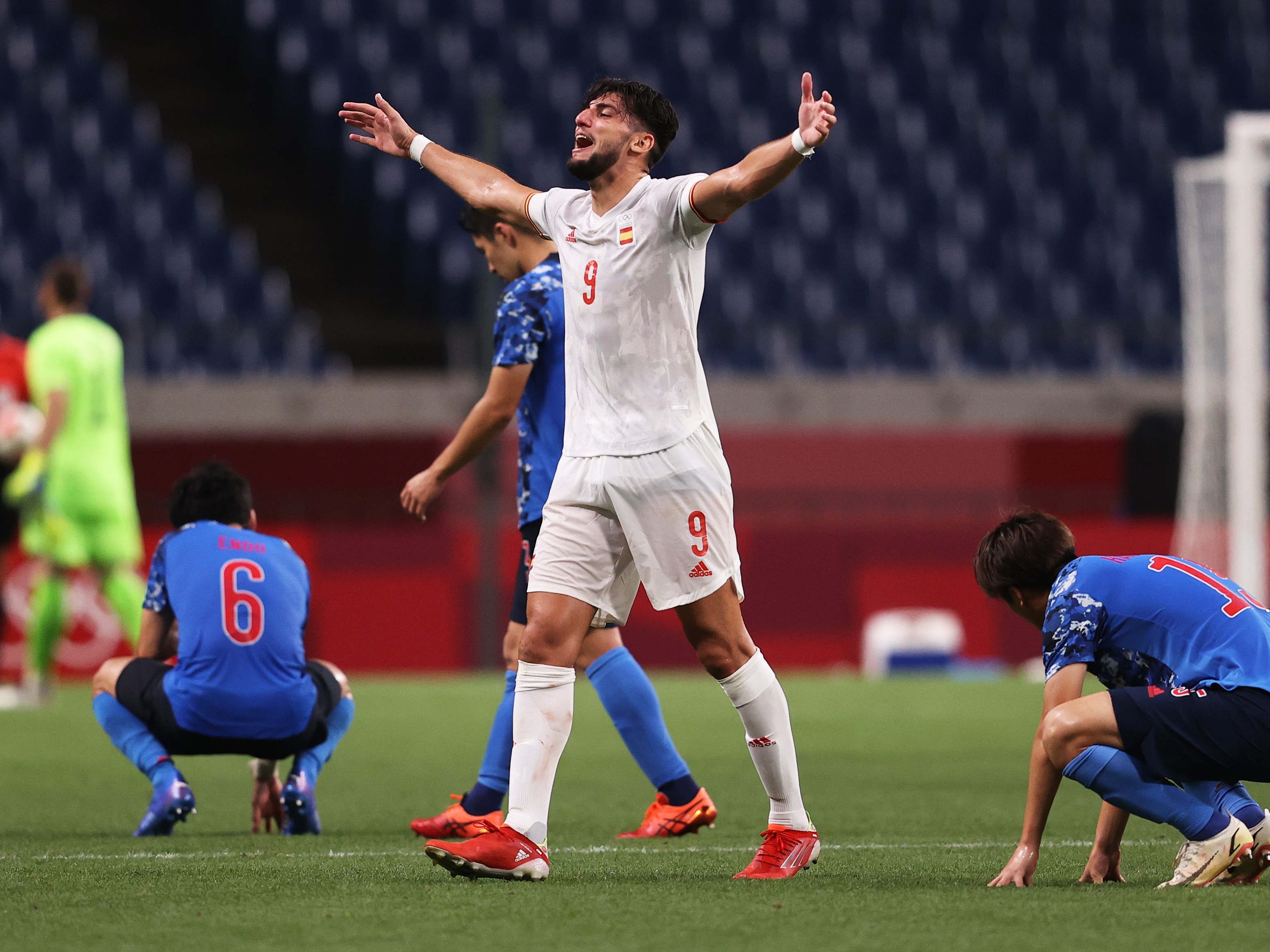Goal Japan 東京五輪 サッカー 男子 決勝の対戦カードが決定 準決勝 メキシコ 0 0 Pk 1 4 ブラジル 日本 0 1 スペイン 3位決定戦 埼玉スタジアム02 8月6日 金 00 メキシコ 日本 決勝 横浜国際総合競技場 8月7日 土