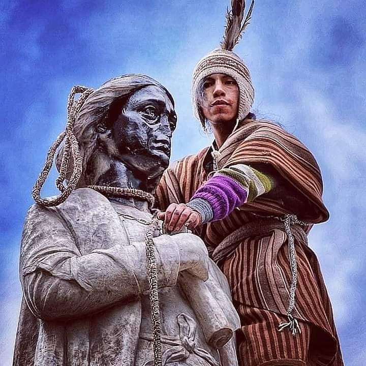 ELIASREYNALDO's tweet photo. Colonan uñnaqapax janiw ukankxañapakiti https://t.co/BcsShKbkcI