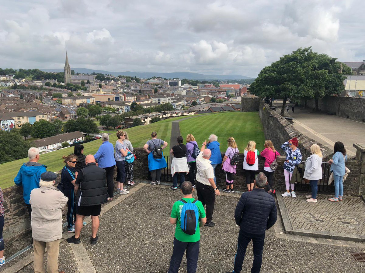 MoveMoreNI's tweet image. The Derry &amp;amp; Strabane Move More gang on a  ‘staycation tourist’ day trip 😎
With the brilliant Garvan from Martin McCrossan City Tours 👏💚

#movemoreni
#thewalledcity
@dcsdcouncil @mayordcsdc