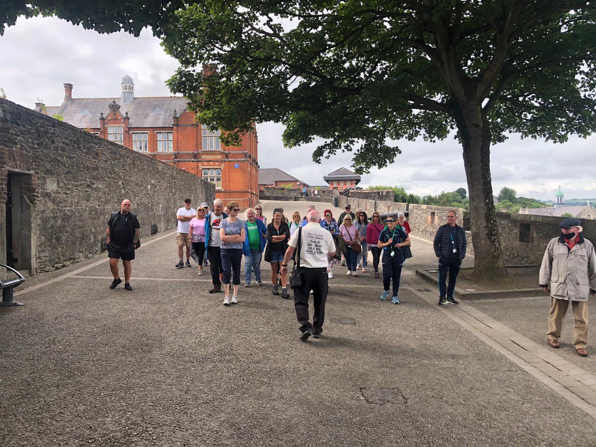 MoveMoreNI's tweet image. The Derry &amp;amp; Strabane Move More gang on a  ‘staycation tourist’ day trip 😎
With the brilliant Garvan from Martin McCrossan City Tours 👏💚

#movemoreni
#thewalledcity
@dcsdcouncil @mayordcsdc