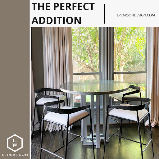 lpearsondesign2's tweet photo. Love this custom pub table for this man cave. Don’t you, too? #Vieux Interiors
#interiordesign #interiordesigner #pubtable #mancave #spaceplanning #houston #dallas #austin #sanantonio #telluride #destin #sandestin #vail #aspen #miamibeach #southbeach #vieuxinteriors https://t.co/QePgZPwkHl