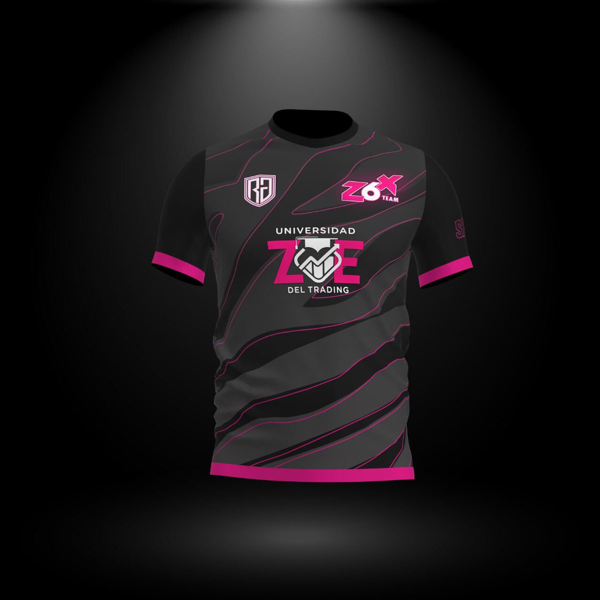 CAOL_Arg's tweet photo. Del boceto a la realidad✍🏻=👚
Así llevamos a la tela lo que soñó @Z6X_Team para la piel de su equipo👊🏻
#eSports #somoscaol #teamcaol https://t.co/Ge6lkSbkV2