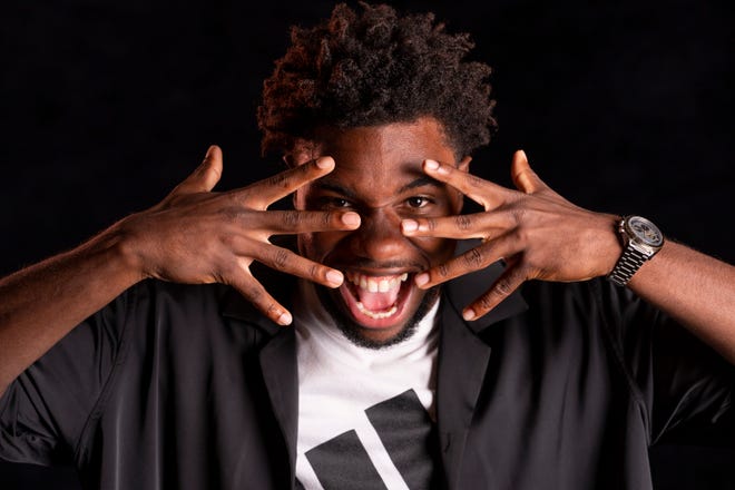 Improvrocks's tweet image. I’m with Simone Biles. She’s challenging the culture of elite sports that can be dehumanizing and terrifying. Check out my latest blog post, “It’s Time to Bring Play Back Into Elite Sports.” cathysalit.com/play-in-elite-…
#SimoneBiles #NoahLyles #MichaelPhelps #Play #Olympics2021