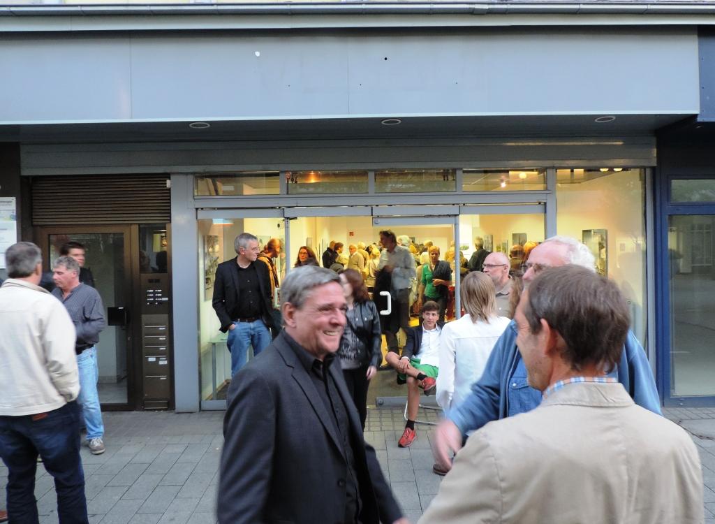 Kunststadt_MH's tweet photo. MAX SCHULZ zeigt "Gegenschlag" Fotografie 1985-2006
in der Galerie d'Hamé #MHRuhr #KunststadtMülheim #KultAppMH KULT APP MÜLHEIM
Künstlergespräch: 17.8.21 um 17 h
Finissage: 21.8.21 ab 17 h
https://t.co/LjzuoIN1On https://t.co/Sr3UbctgGv
