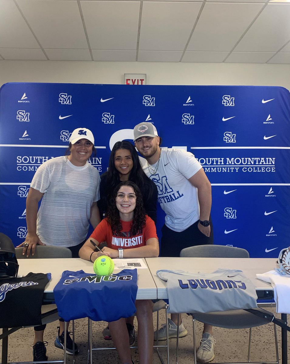 MtnSoftball's tweet photo. This is what it’s all about! We are thrilled to announce the official signings of Alexa Key and Mia Stankiewicz to play Division 1. Lex has signed to play at Gardner-Webb University and Mia has signed to play at Cal State Northridge. It’s a great day to be a Coug! @alexaekey https://t.co/5mo97vvWvU