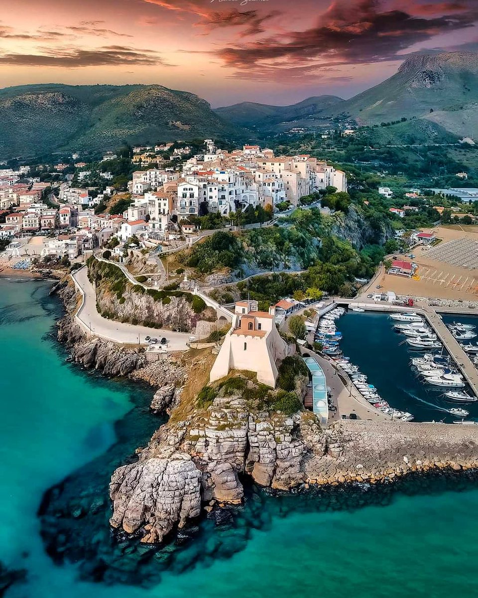 ItalyInTheHeart's tweet photo. 🇮🇹 Sperlonga, Latina, Lazio
📷 Mauro Sciambi

#sperlonga #latina #lazio #evening #sunset #tramonto #magic #beautiful #summer #instagood #photooftheday #airphoto #travel #traveling #travelplace #travelphoto #italy #italytrip #italytravel #italia #italytour #italyintheheart https://t.co/xAd1uimnyZ