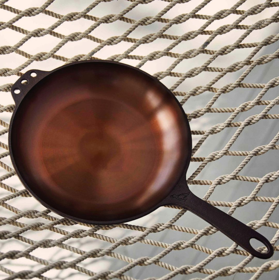 NiceCommerce's tweet photo. Did you ever think that a pan could be so hot? I guess yeah, you could actually. Whatever. Our partners @smitheyironware have the hottest ironware around! https://t.co/GKKrvWq9vO