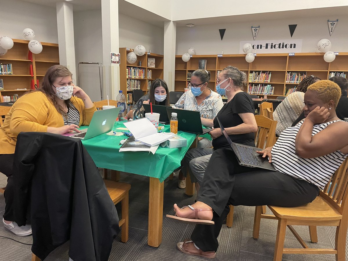 Cesar Chavez Learning Center tweet media