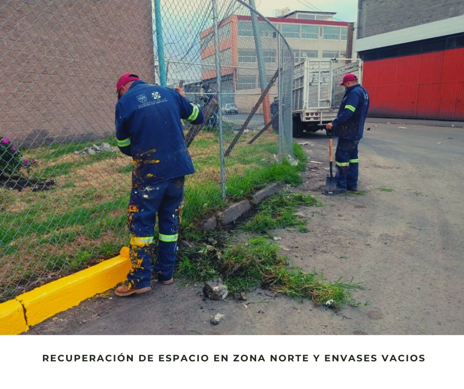 Ficedacomunidad's tweet photo. Los trabajos de limpia y recuperación de espacios, efectuados por la Coordinación de Operación, continúan en las inmediaciones del mercado. #PorUnaMejorCentralDeAbasto #CEDACDMX #RecuperacionDeEspacios #EnvasesVacios #ZonaNorte https://t.co/qbWQEYjsGx