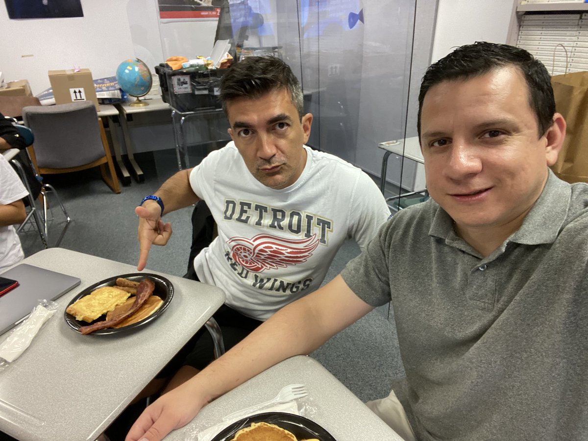 jmartinezSTEM's tweet photo. Enjoying Breakfast and staying safe. sanitizing. @HybridPrep @Olga007 https://t.co/o39nZmbGOr