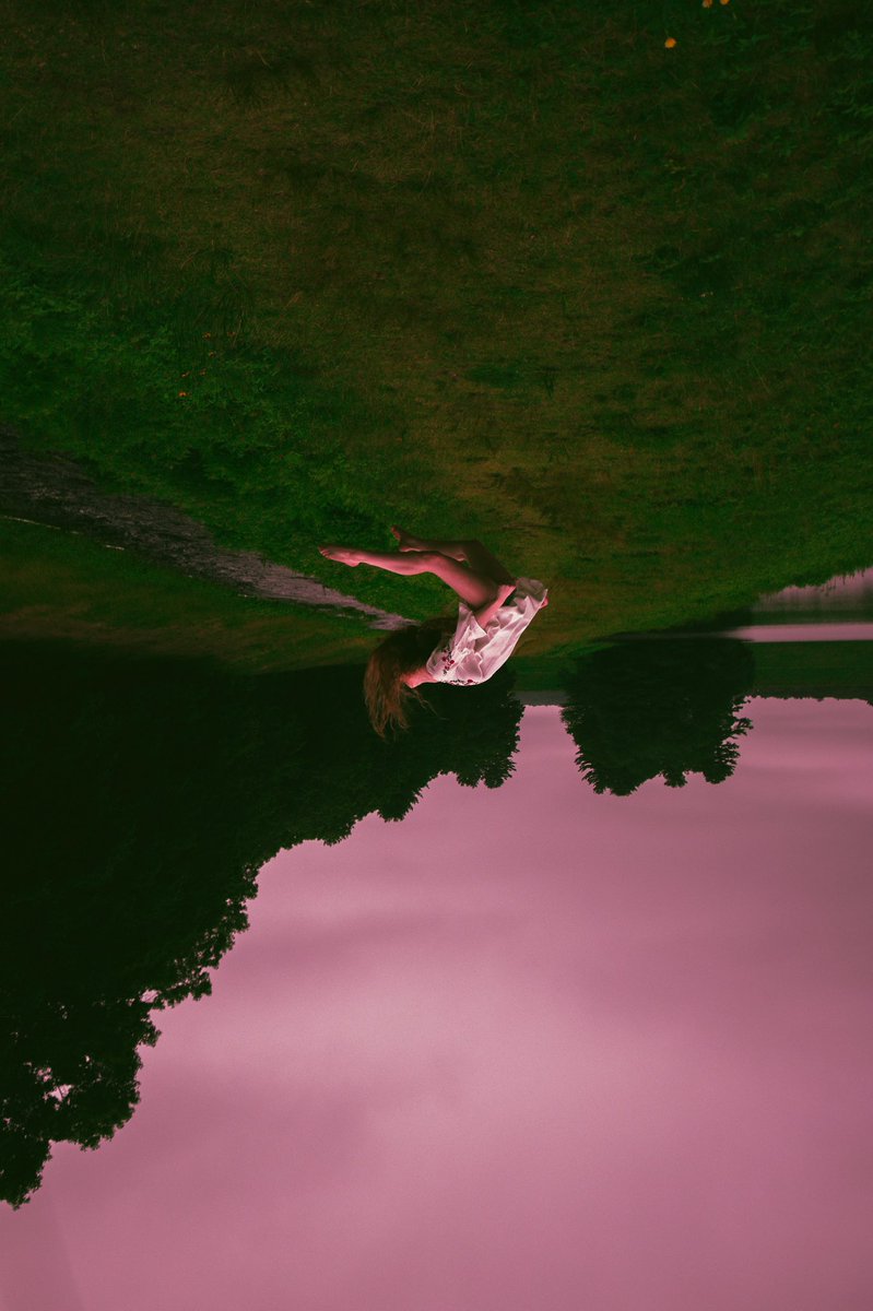 sarahdavs1's tweet image. Maybe i’m finally losing..