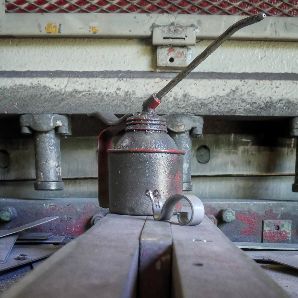 Gaston_Begin's tweet photo. En partenariat avec la #Covati une visite est prévu à la Serrurerie  avec découverte de la fabrication de Gaston l'escargot Bourguignon et visite de notre atelier Vendredi 6 août à 10 h Gratuit Sur inscription au 03 80 95 24 03 🐌 #Bourgogne #issurtille #artisanat https://t.co/7Ds6guu1EK