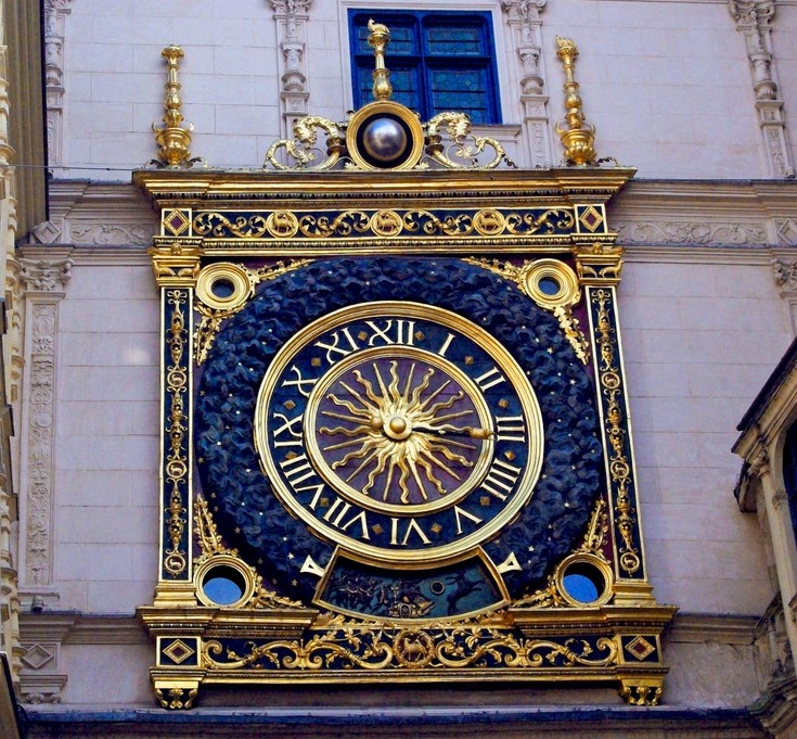 coronetmag's tweet image. Le Gros Horloge was completed in 1389 by Jean de Felain. Although the clock’s mechanism is one of the oldest in all of Europe, it has been powered by electricity since the 1920s. Not to worry though, as the movement is still working perfectly.