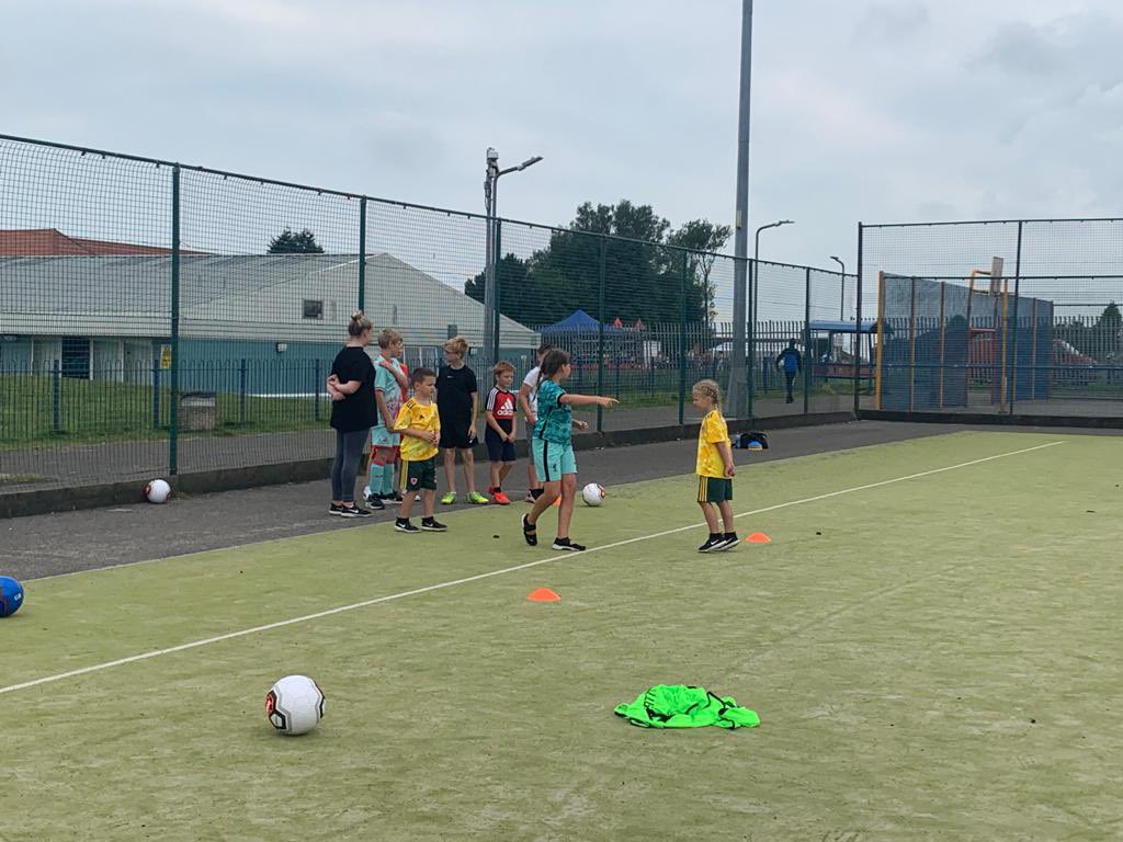 Some great action shots from yesterday’s football skills session with Ethan. 
The kids loved it and thankfully the weather held off 😂 ⚽️ 
#townhillsummerclub