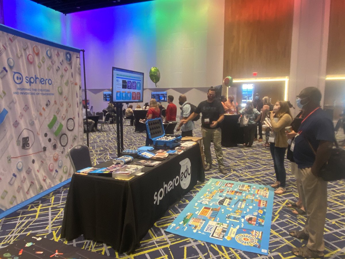 heatherwarrell's tweet photo. Lots of great learning and free goodies in the Innovation Hall now! We see you, @SpheroEdu and @SMARTieAMY!! #JCPSDigIn #JCPSDL https://t.co/pZG6BLV1Tt