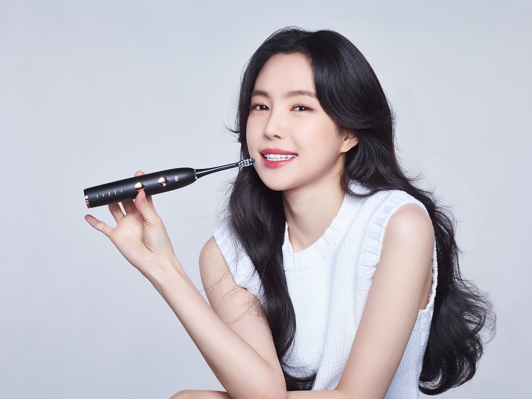 claireeeuna's tweet photo. [Naeun Instagram Updated 📸]
https://t.co/saFymtlk98

#Naeun #Apink #Oaworld #ad https://t.co/Aocfv6m0Kv
